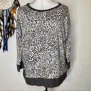 Secret treasures animal print 3/4 sleeve top